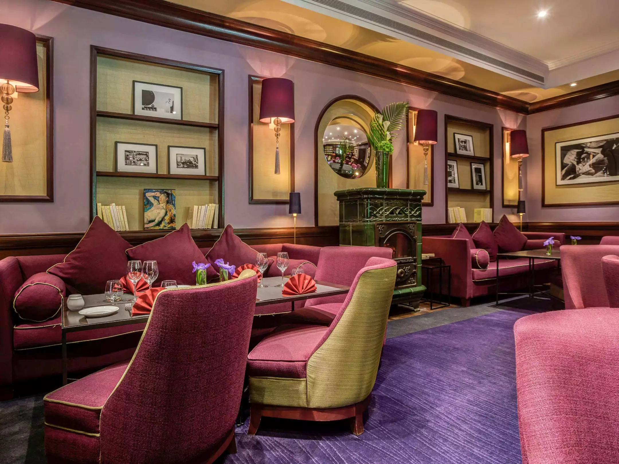 هتل Hotel Pont Royal پاریس