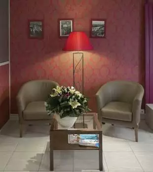 هتل Hôtel Sacha پاریس