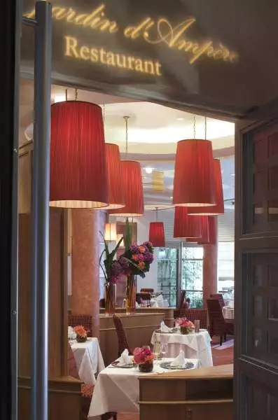 هتل Ampère پاریس