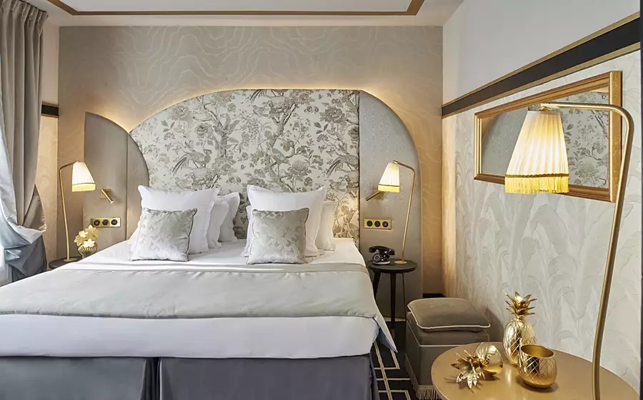 هتل میسون نابیس بای هپی کالچر پاریس