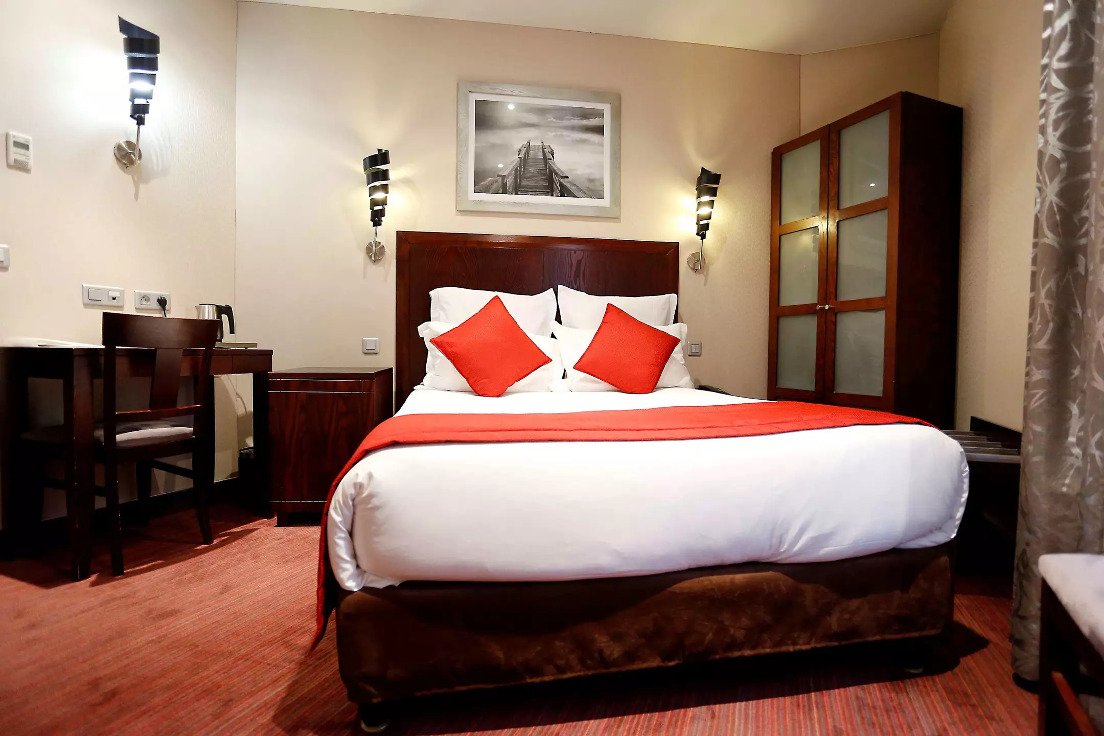 هتل Grand Francais پاریس