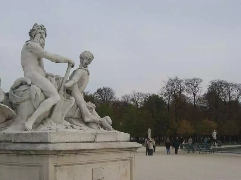 Alibaba https://cdn.alibaba.ir/ostorage/hotel-accommodation-images/6888d39eac13a7ed0d85ea3c_Paris-Le-Basile-H-tel-0.webp