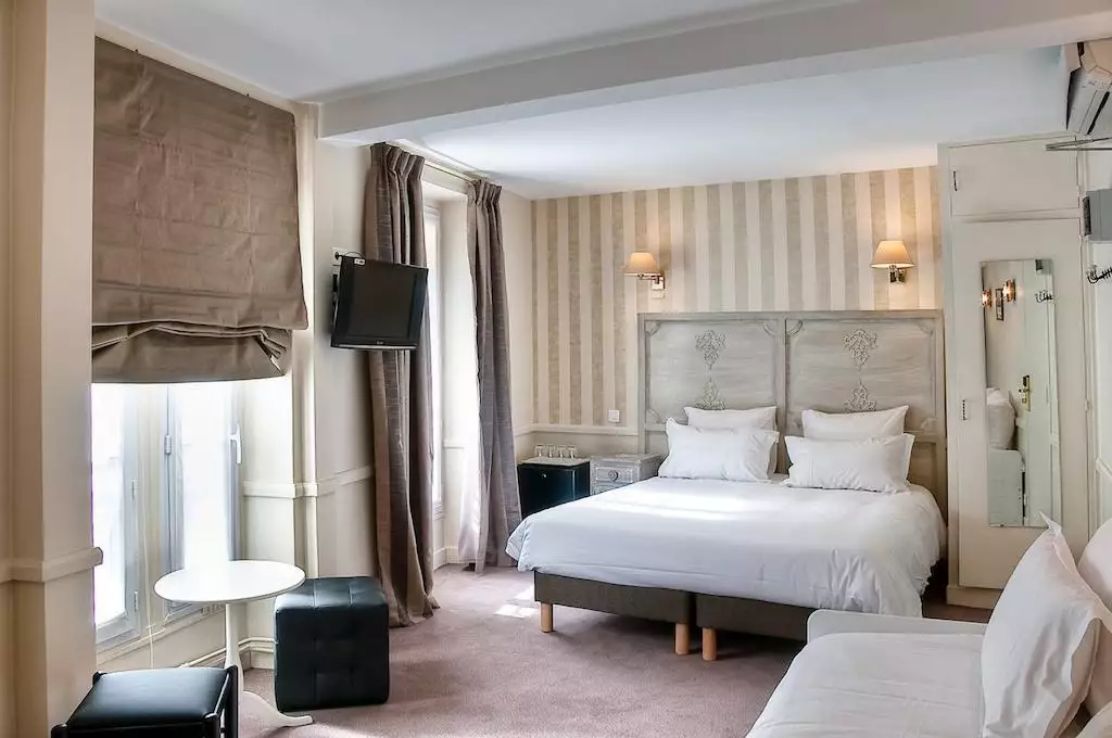 Alibaba https://cdn.alibaba.ir/ostorage/hotel-accommodation-images/6888d5a3ac13a7ed0d85eefb_Paris-De-la-Motte-Piquet-0.webp