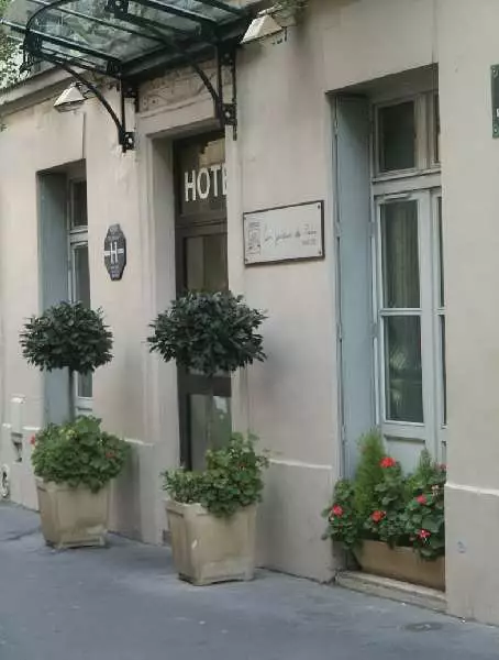 Alibaba https://cdn.alibaba.ir/ostorage/hotel-accommodation-images/6888d5dbac13a7ed0d85ef7c_Paris-De-Neuve-0.webp