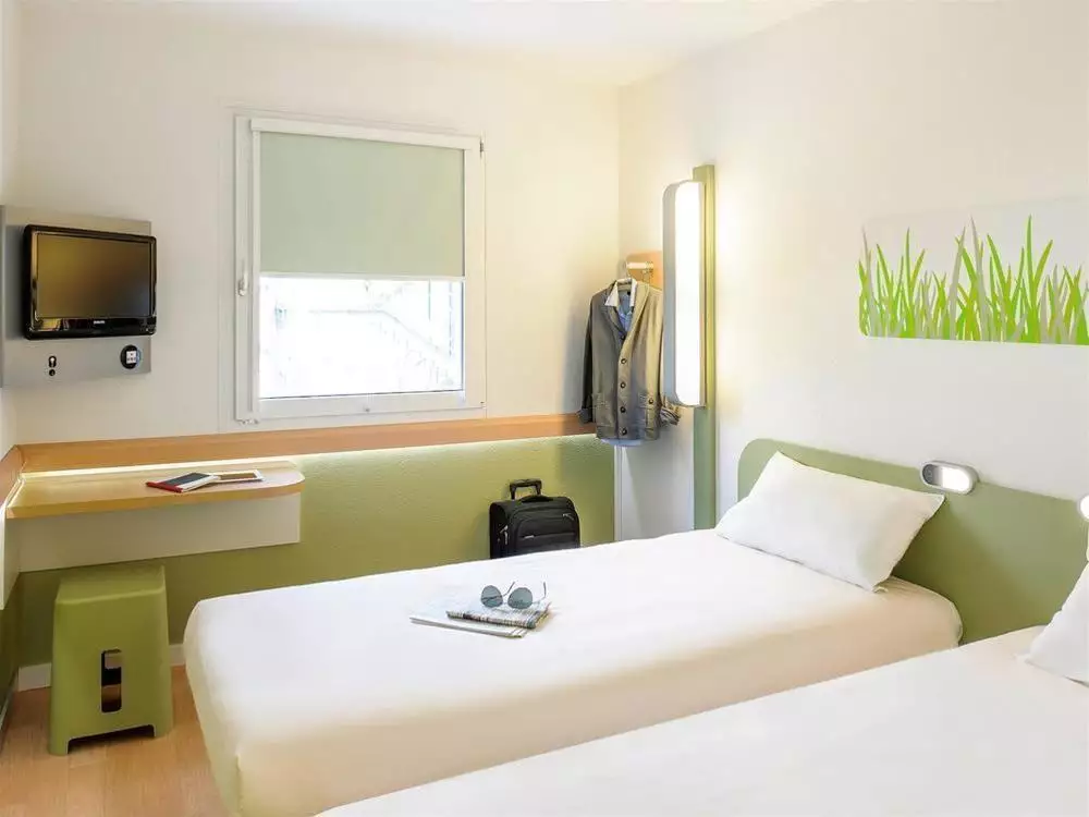 Alibaba https://cdn.alibaba.ir/ostorage/hotel-accommodation-images/6888d7b5ac13a7ed0d85f3aa_Paris-Ibis-budget-Paris-Porte-de-Vincennes-0.webp