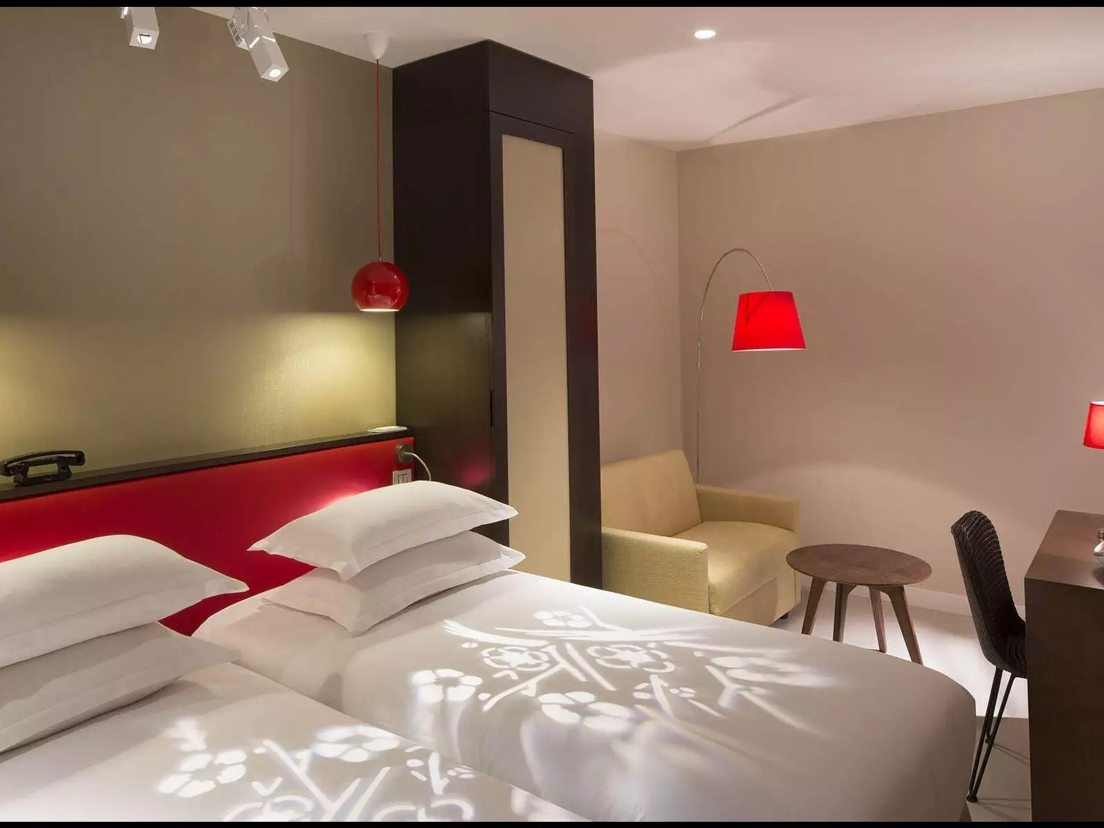 هتل Hotel Eden Porte De Versailles پاریس