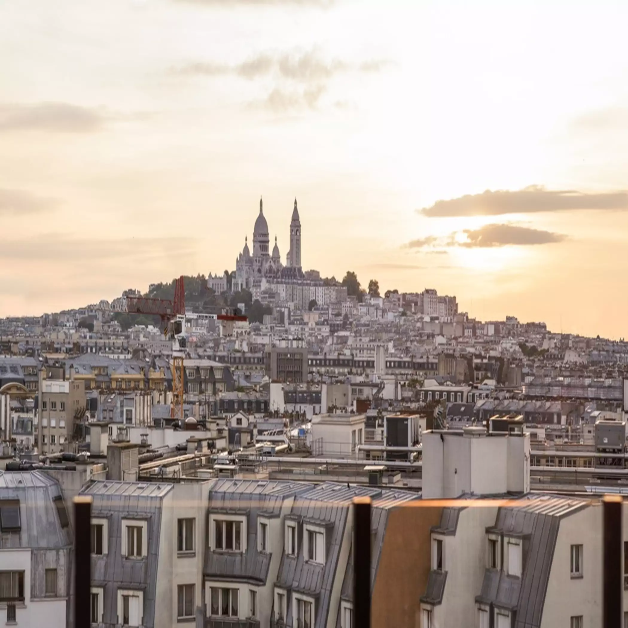 هتل هاستل جنراتور پاریس پاریس