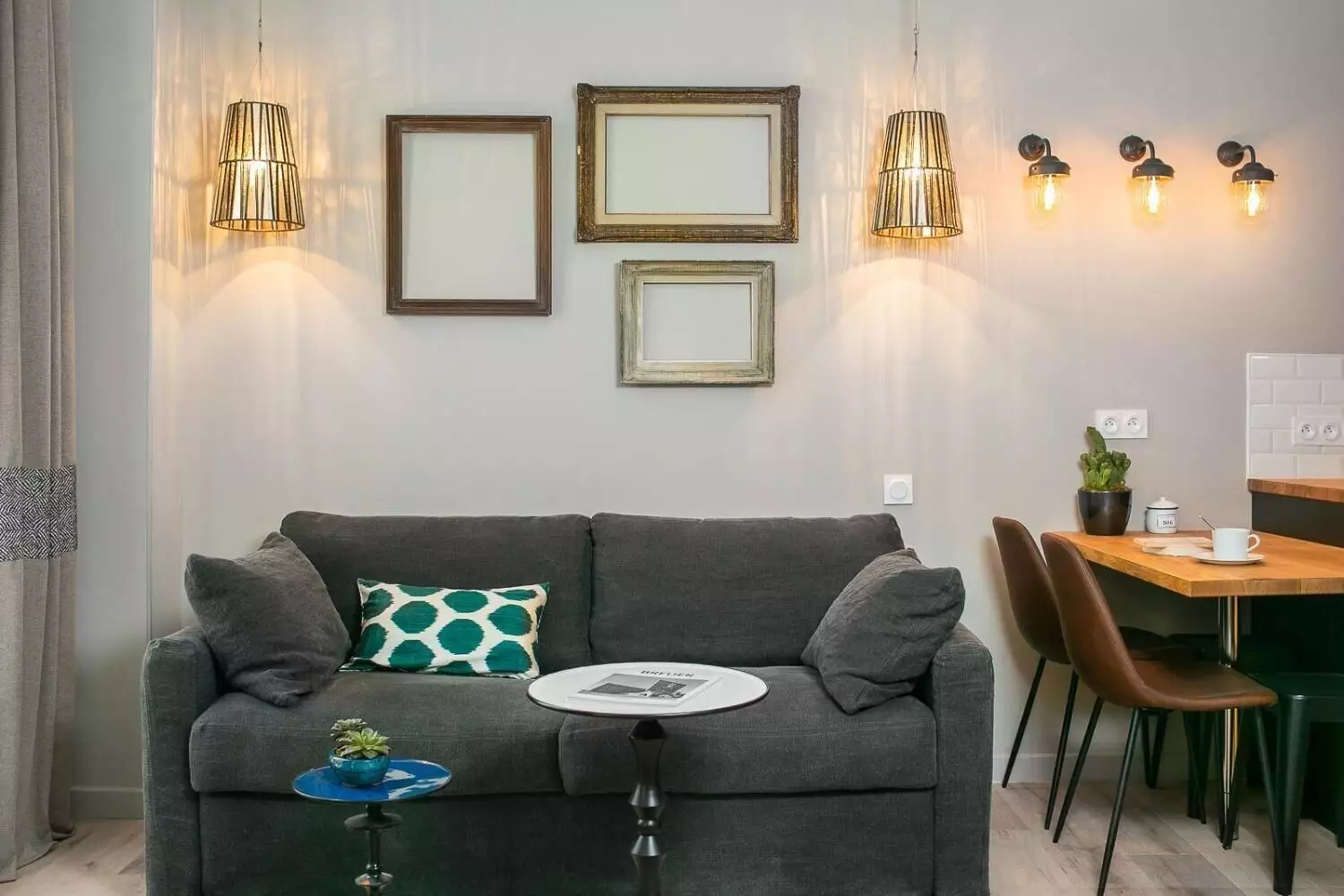 هتل Les Boulevards Hotel et Studio پاریس