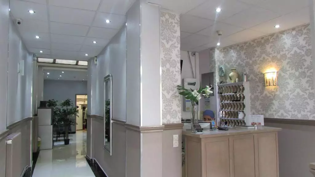 هتل Hôtel Choisy پاریس