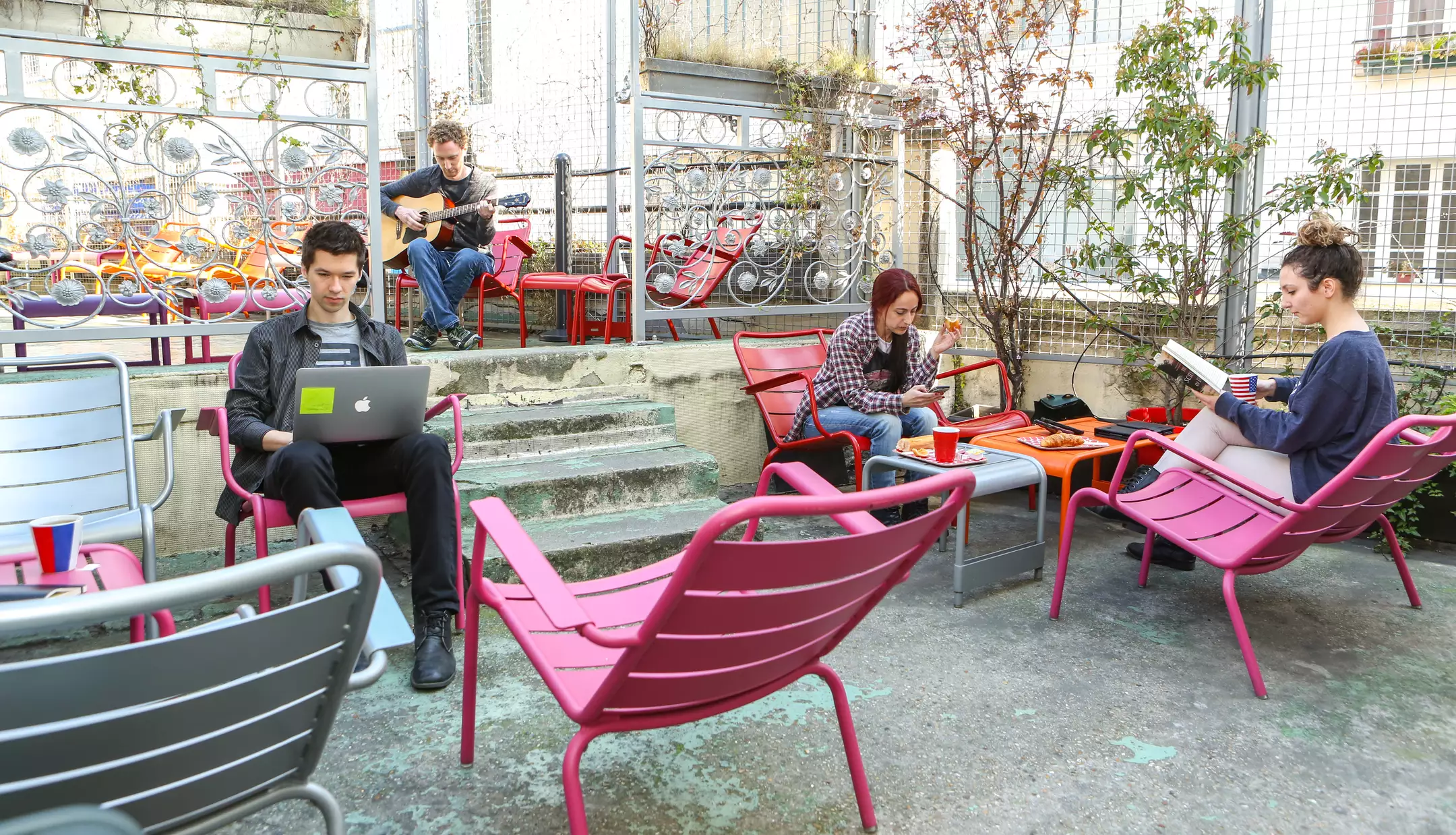 Alibaba https://cdn.alibaba.ir/ostorage/hotel-accommodation-images/6888de21ac13a7ed0d86044f_Paris-Le-Village-Hostel-0.webp