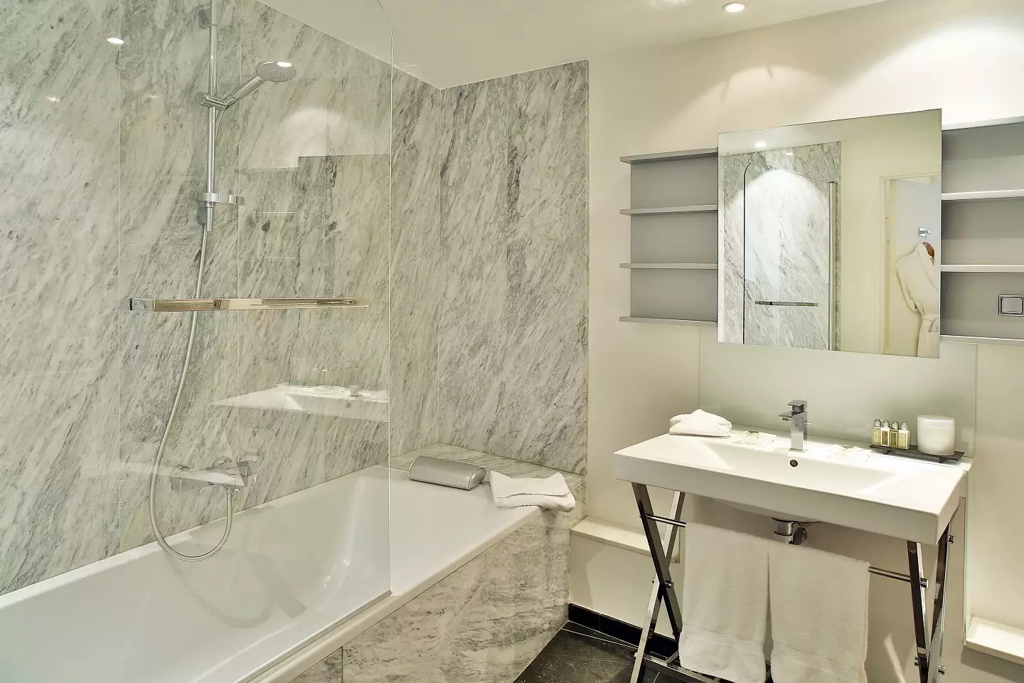 هتل Montmartre Residence Paris پاریس