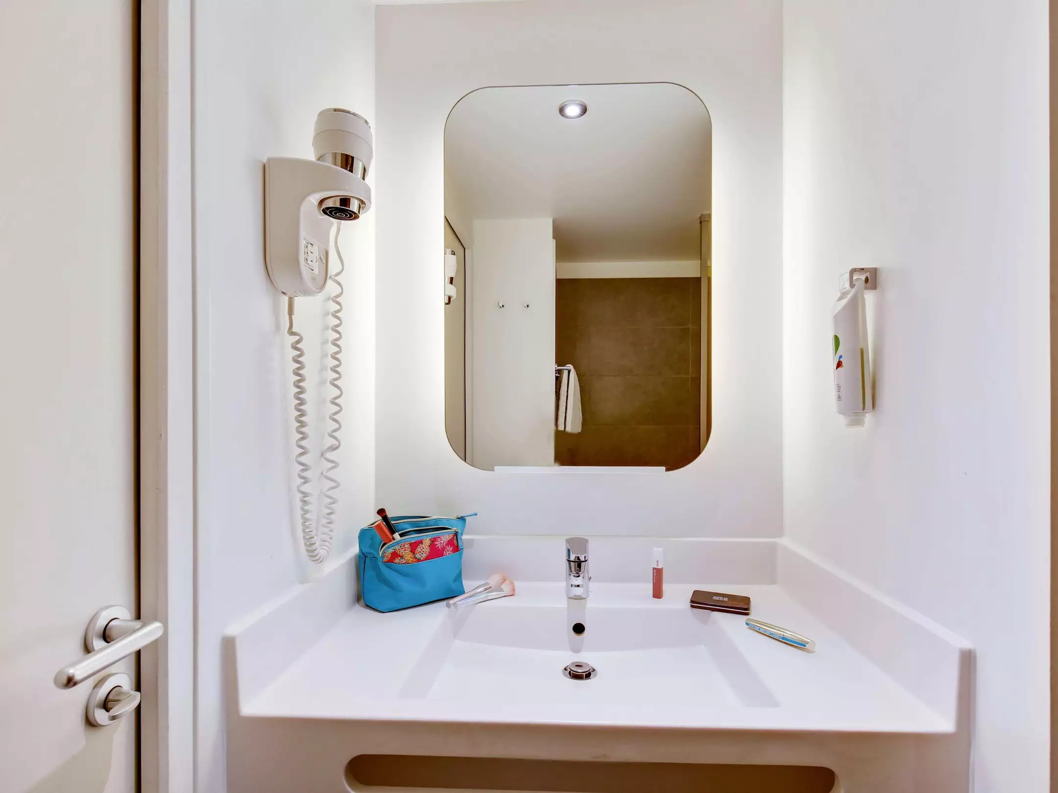 هتل Hotel ibis Styles Paris Charles de Gaulle Airport پاریس