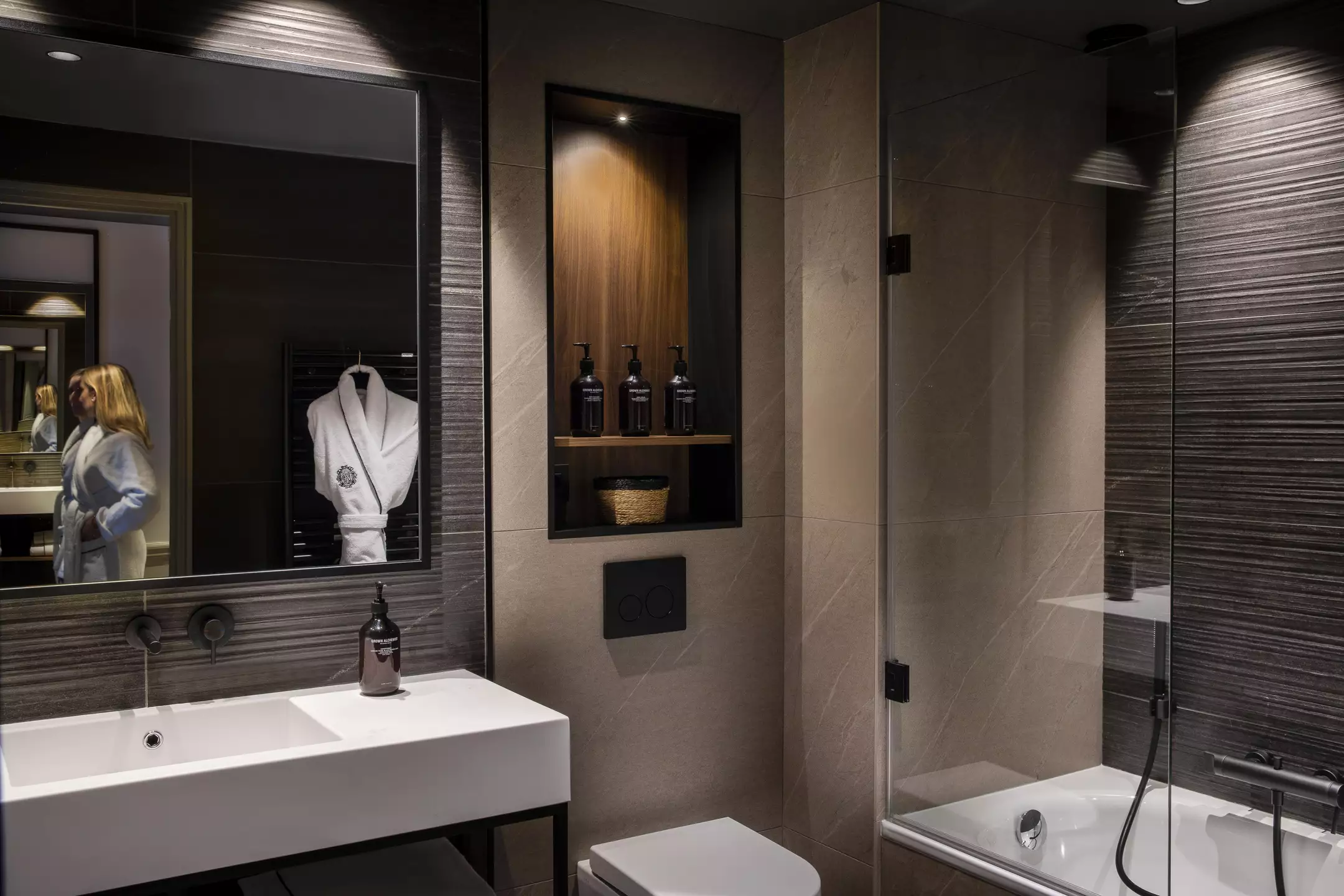 هتل ویکتوریا پالاس پاریس