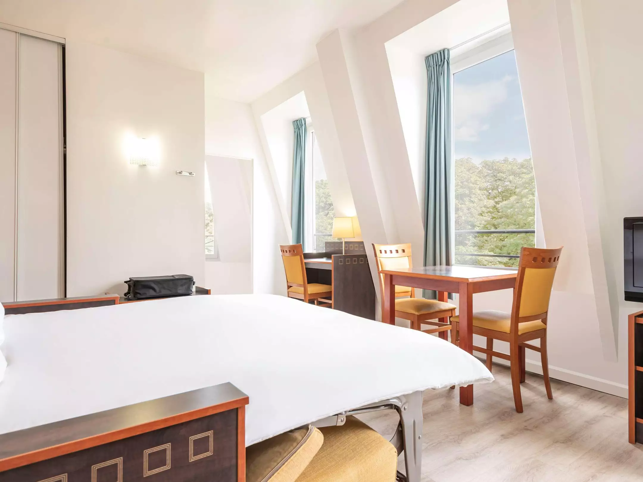 هتل Adagio access Paris Philippe Auguste پاریس