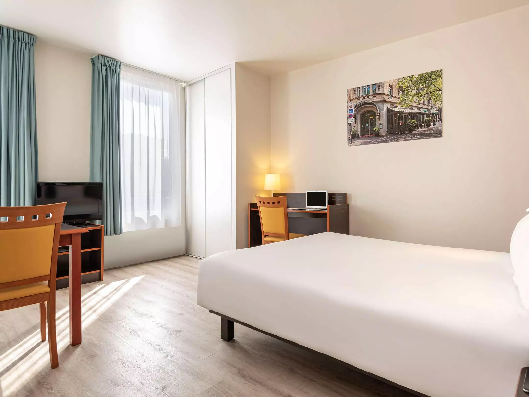 هتل Adagio access Paris Philippe Auguste پاریس