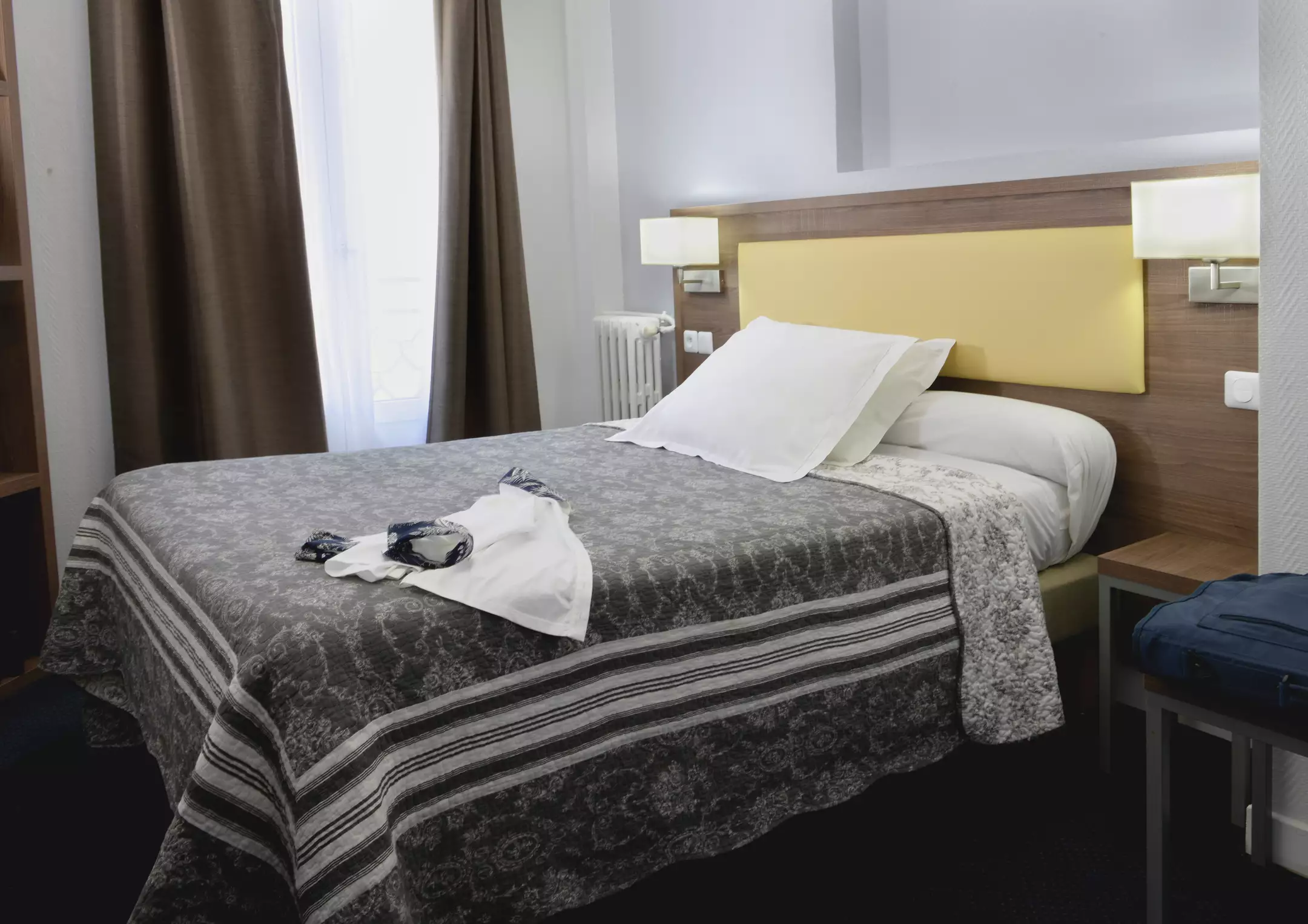 هتل Ambassadeur پاریس