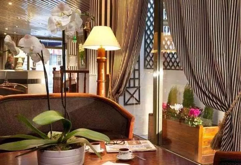 هتل Opera Deauville پاریس