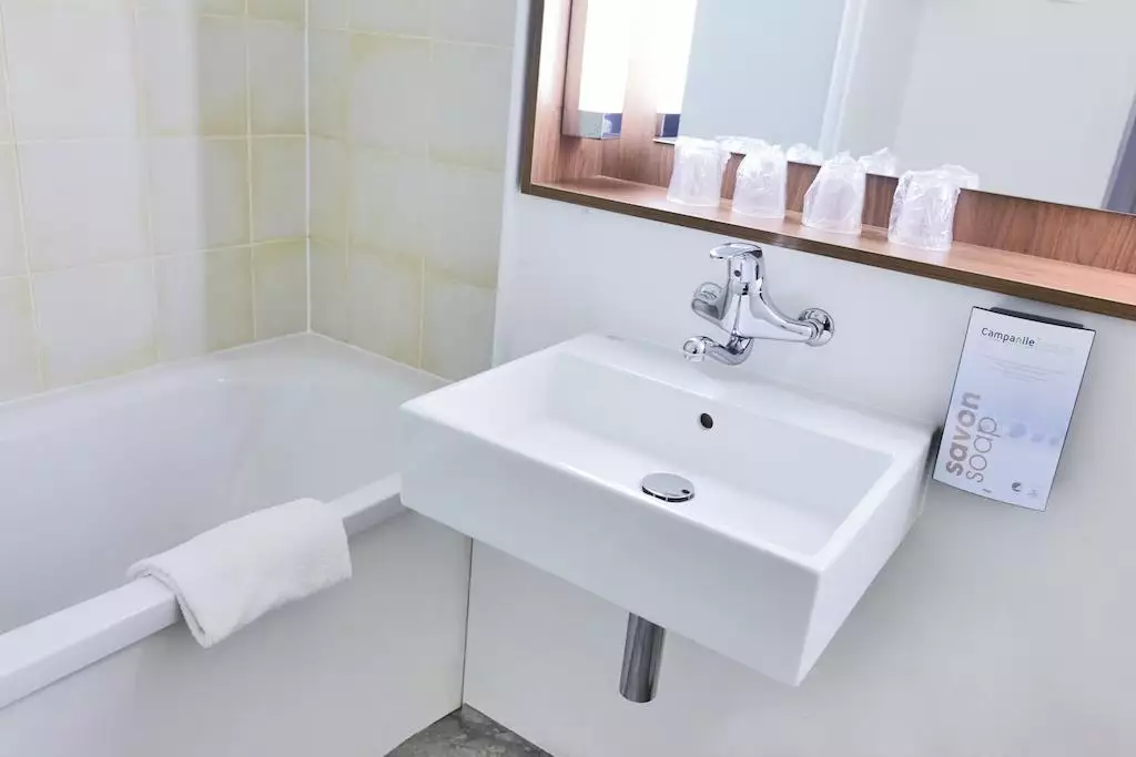 هتل Hotel Campanile Paris Est - Porte de Bagnolet پاریس