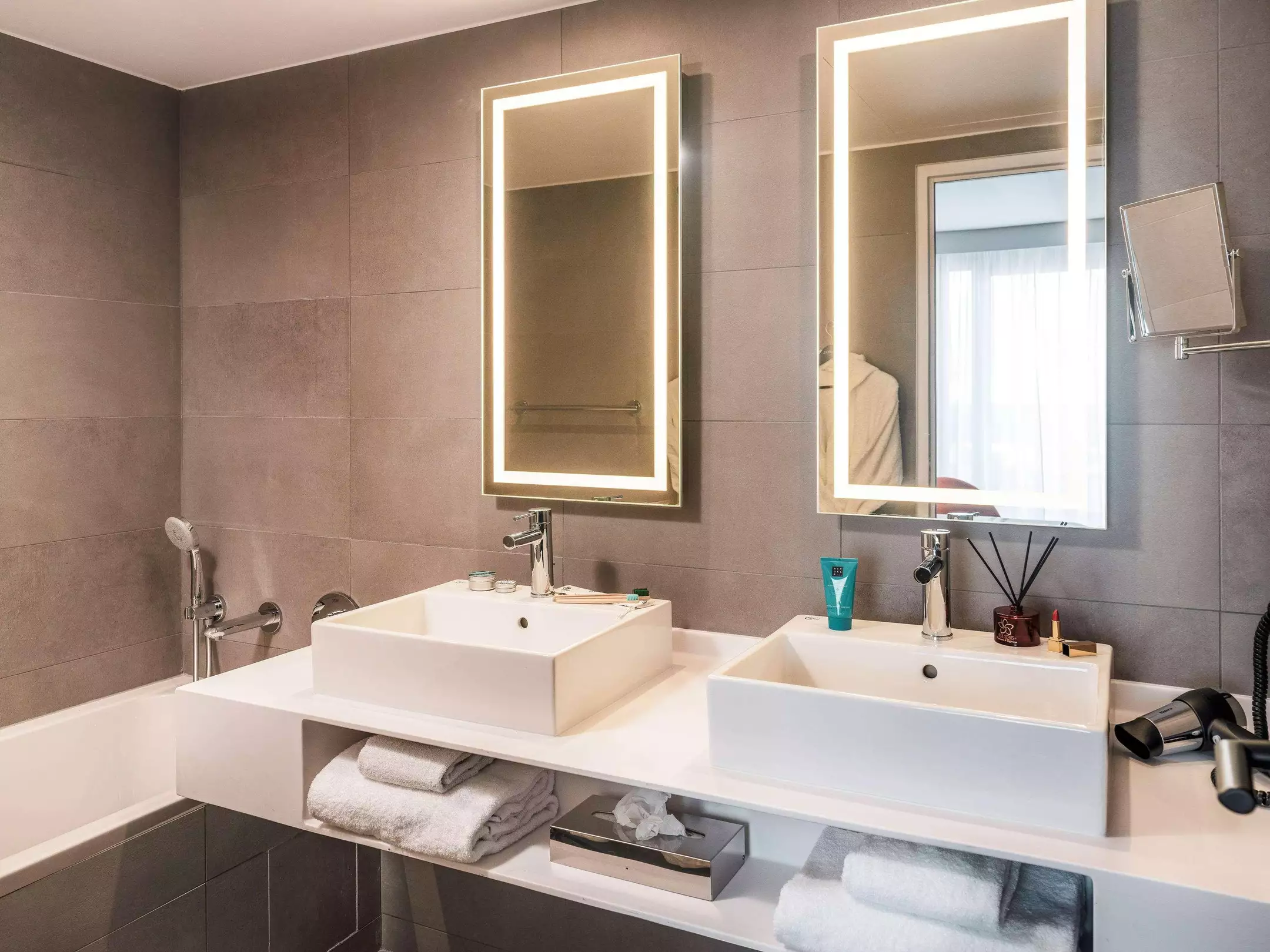 هتل Novotel Paris Vaugirard Montparnasse پاریس