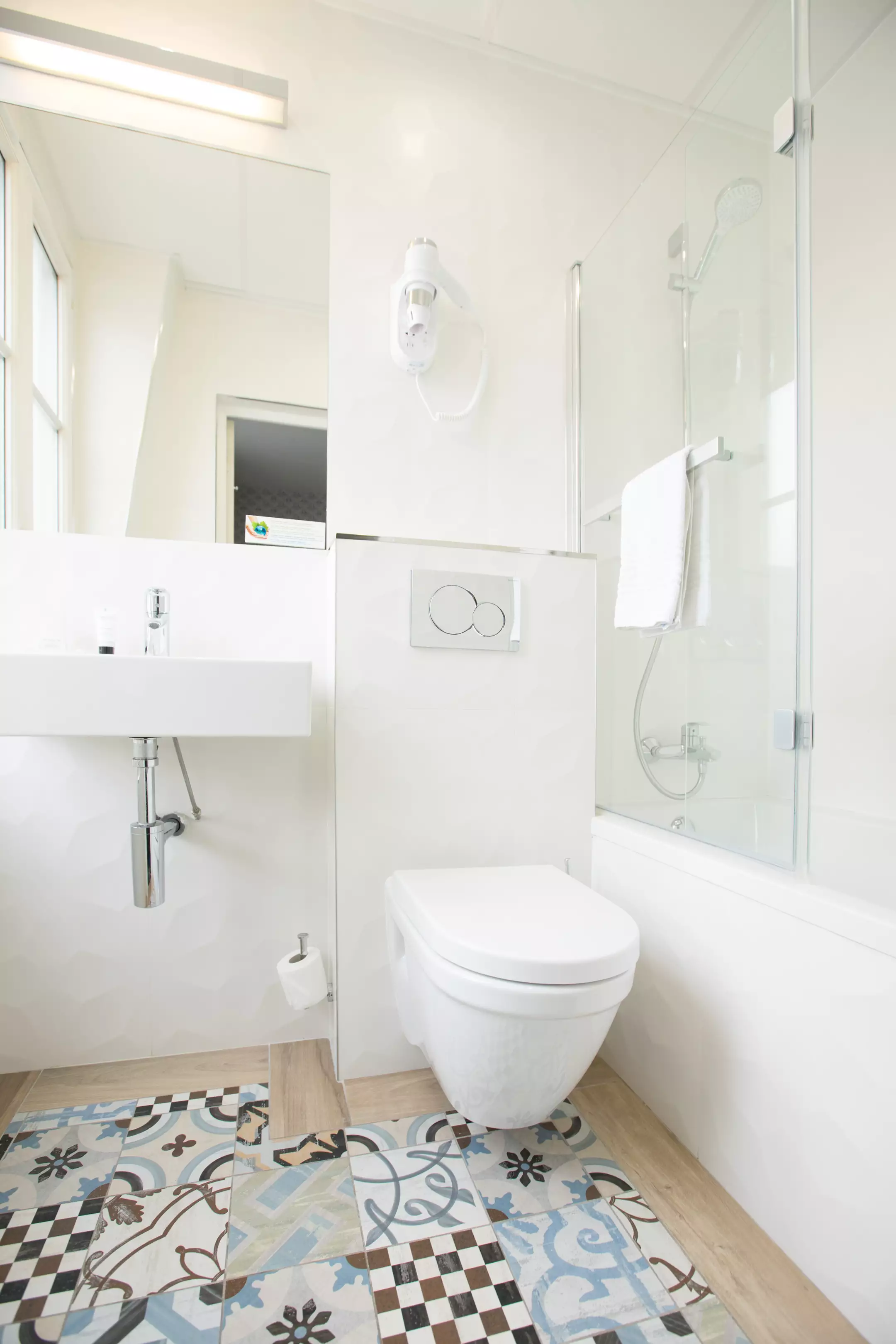 Alibaba https://cdn.alibaba.ir/ostorage/hotel-accommodation-images/6888e602ac13a7ed0d86153a_Paris-Hotel-Romance-Malesherbes-0.webp