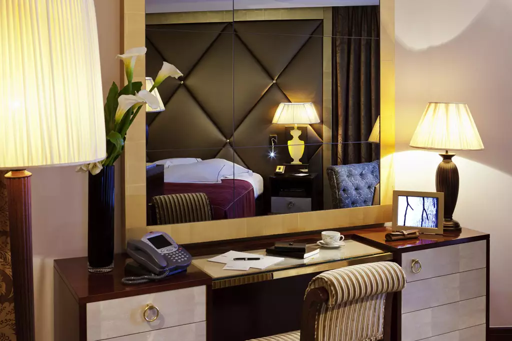 Alibaba https://cdn.alibaba.ir/ostorage/hotel-accommodation-images/6888e6beac13a7ed0d8616a0_Paris-H-tel-Barri-re-Le-Fouquet-s-Paris-0.webp