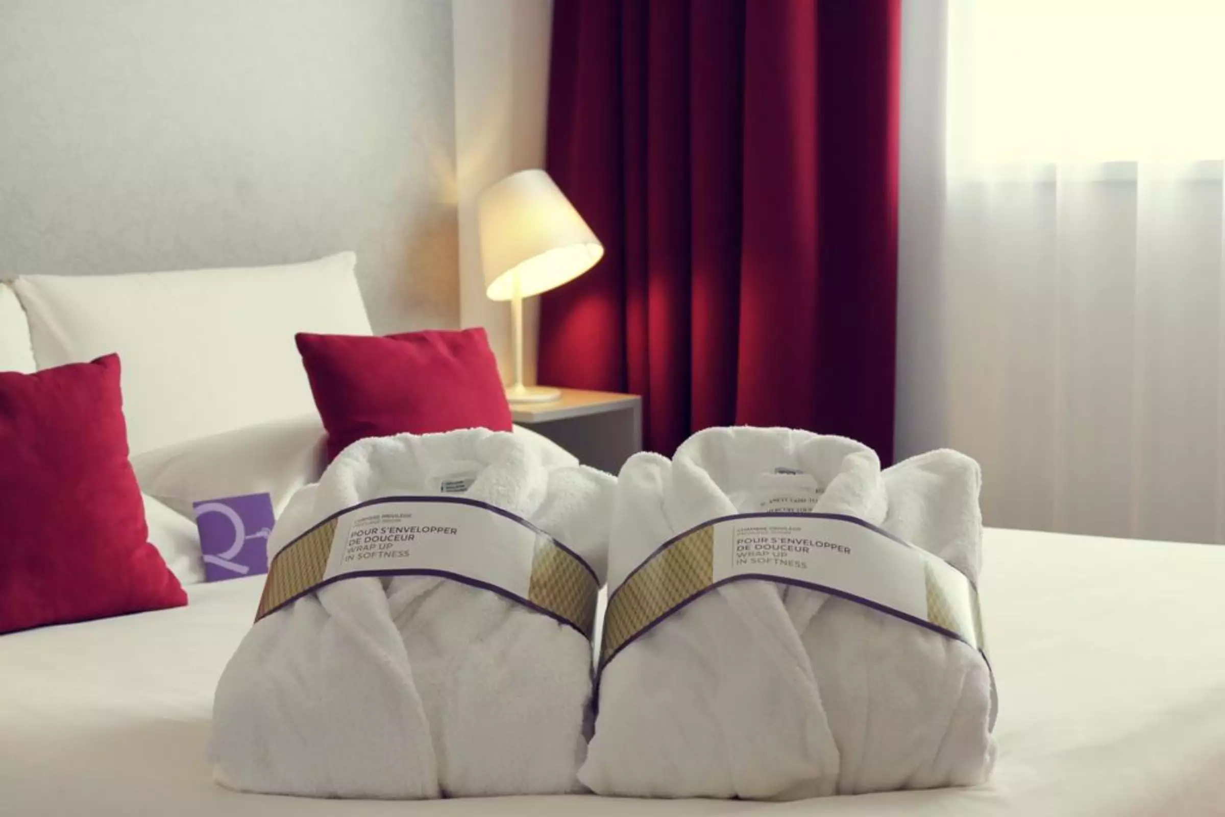 هتل Hôtel Mercure Paris La Défense Grande Arche پاریس