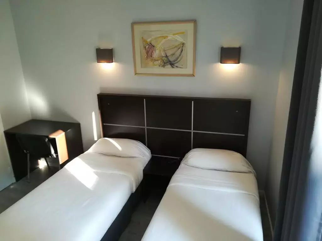 هتل Hôtel Du Globe 18 پاریس