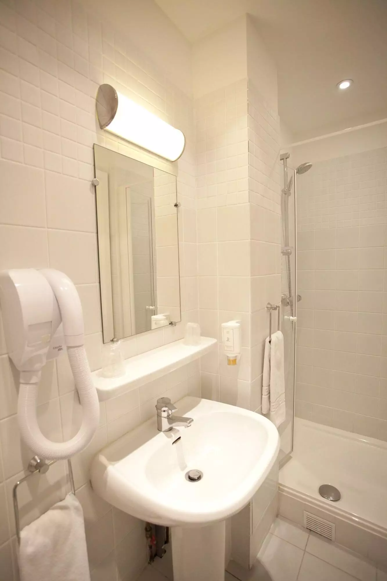 هتل ناداود پاریس