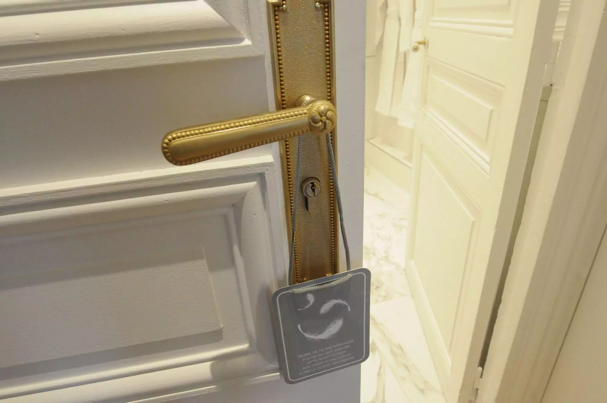 هتل B&B Relais 12bis پاریس