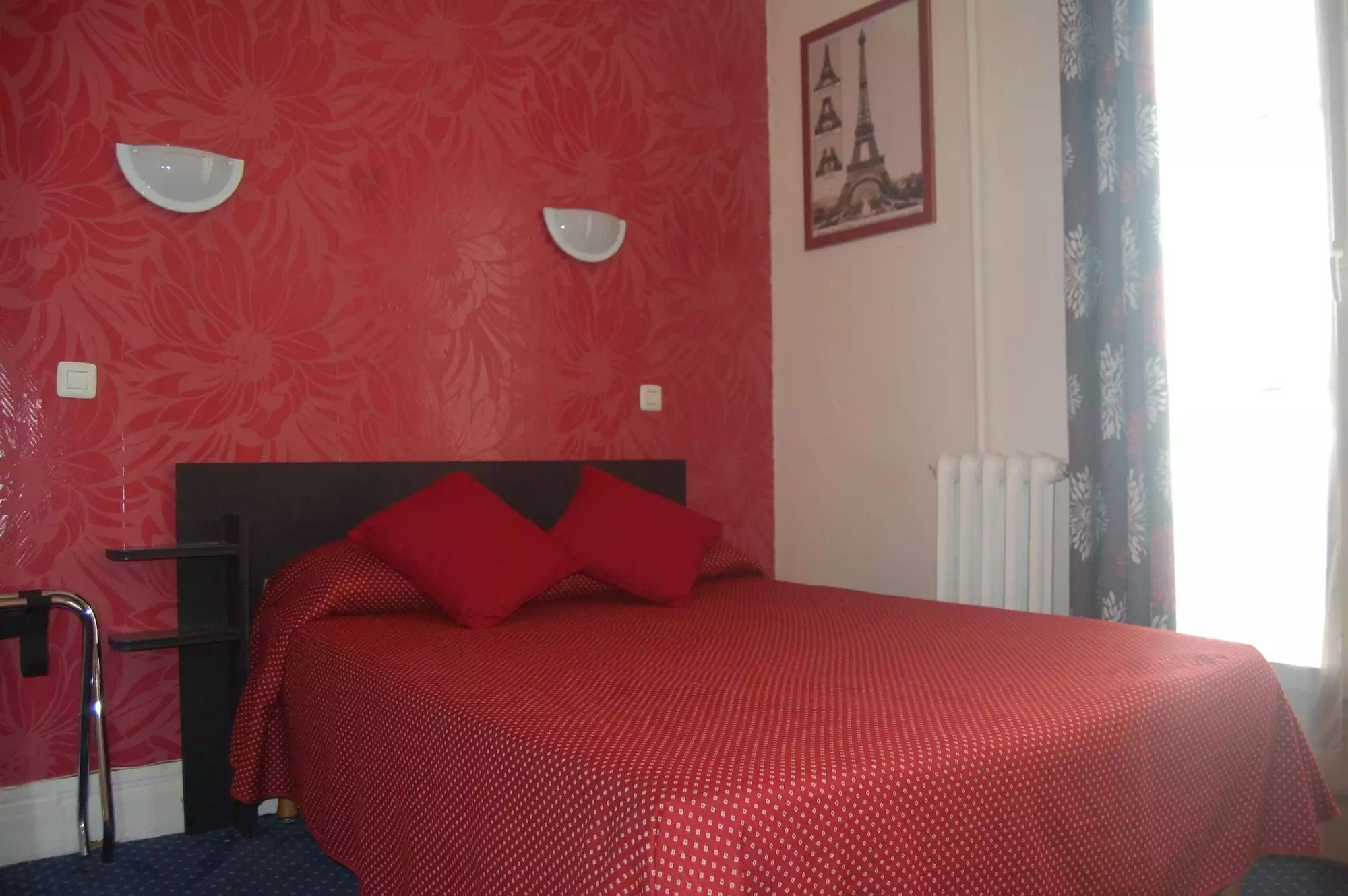 هتل Hotel Jean Bart پاریس