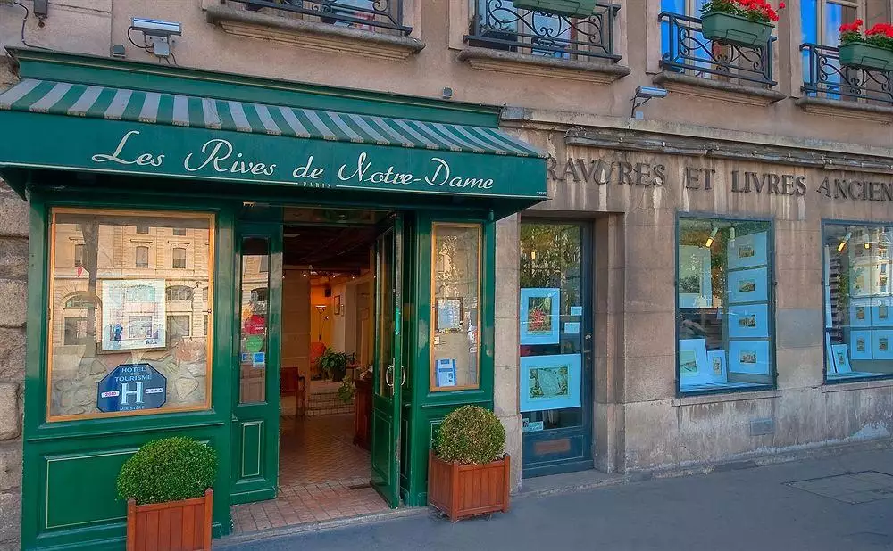 هتل Rives de Notre Dame پاریس