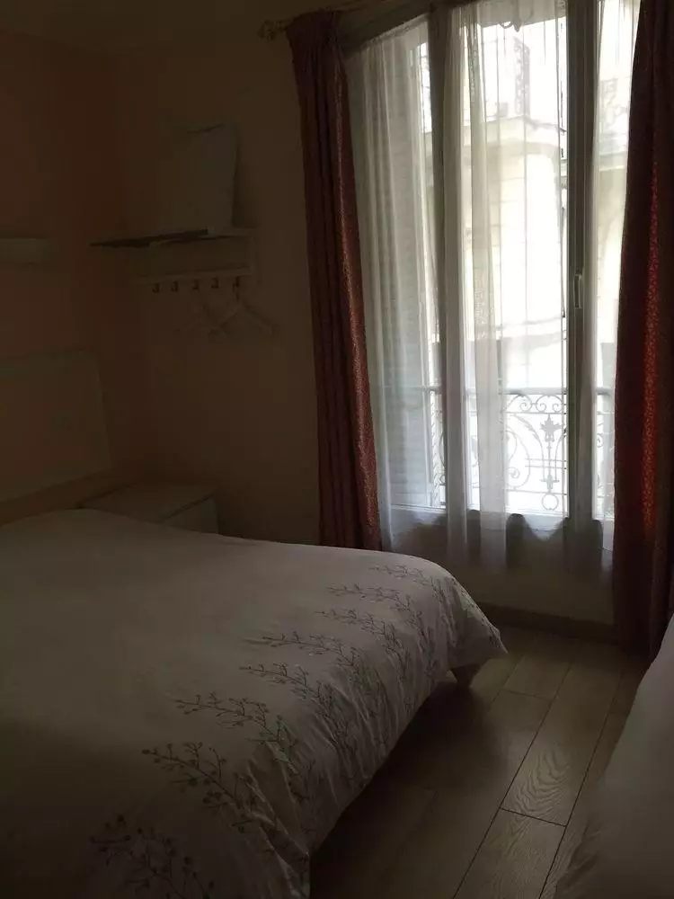 Alibaba https://cdn.alibaba.ir/ostorage/hotel-accommodation-images/6888edf7ac13a7ed0d862740_Paris-Andre-Gill-0.webp