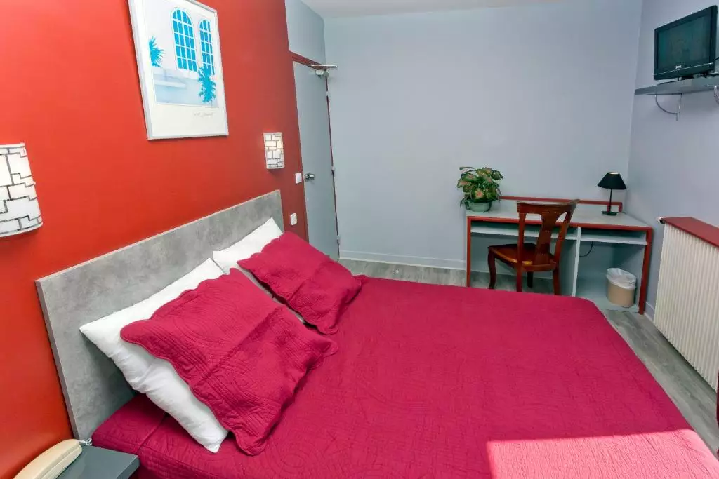 هتل Hipotel Paris Belgrand Marie 20Éme پاریس
