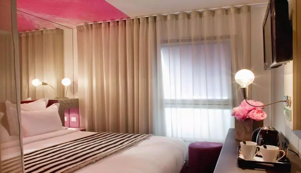 هتل 7 Eiffel پاریس