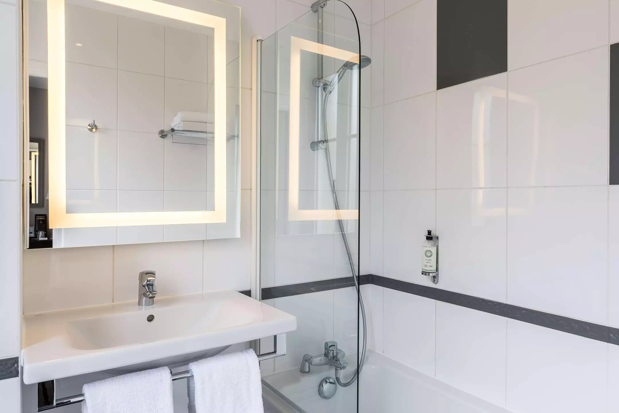 هتل Best Western Hôtel Montcalm پاریس