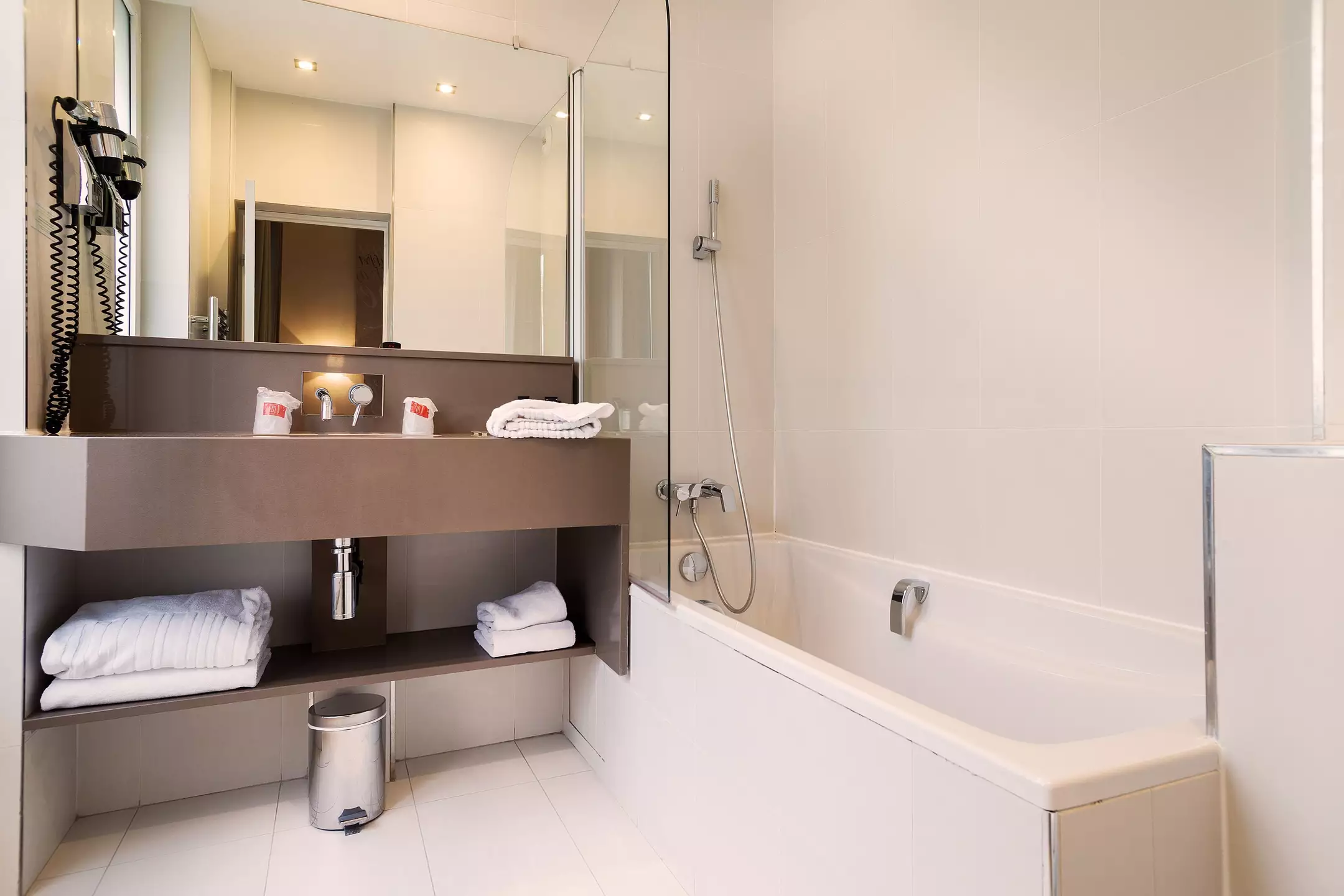 هتل Chambellan Morgane پاریس