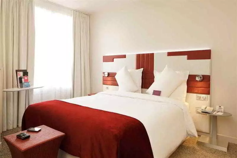 هتل Mercure Paris Opéra Faubourg Montmartre پاریس