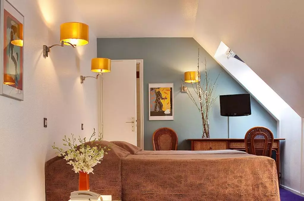 Alibaba https://cdn.alibaba.ir/ostorage/hotel-accommodation-images/6888f600ac13a7ed0d863735_Paris-Le-Hameau-de-Passy-0.webp