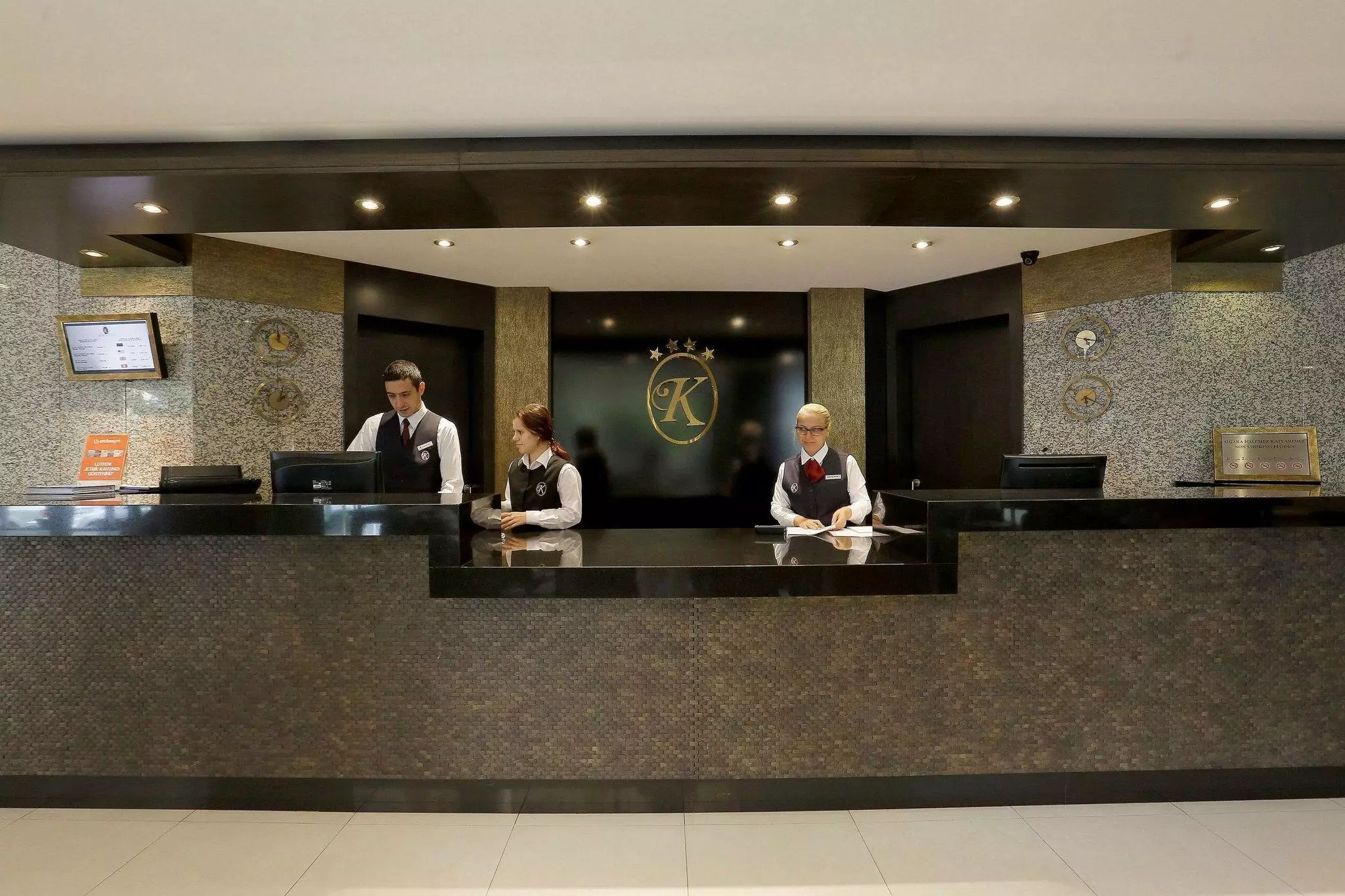 Alibaba https://cdn.alibaba.ir/ostorage/hotel-accommodation-images/6888f826ac13a7ed0d863bff_Izmir-Kaya-Prestige-0.webp