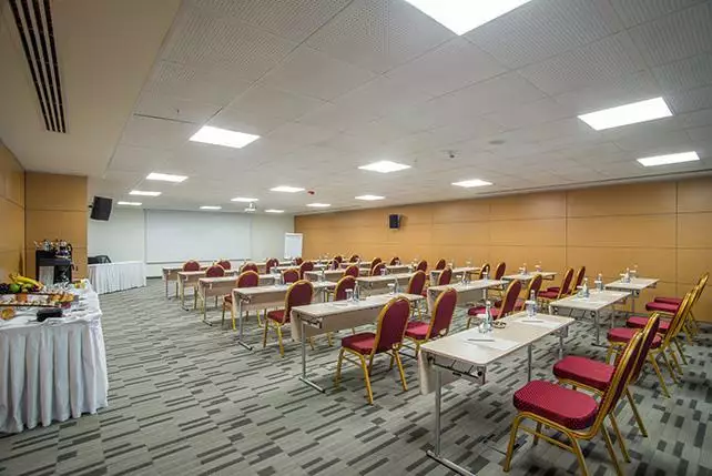 Alibaba https://cdn.alibaba.ir/ostorage/hotel-accommodation-images/6888fa13ac13a7ed0d863ff8_Izmir-Tav-Airport-Hotel-Izmir-0.webp
