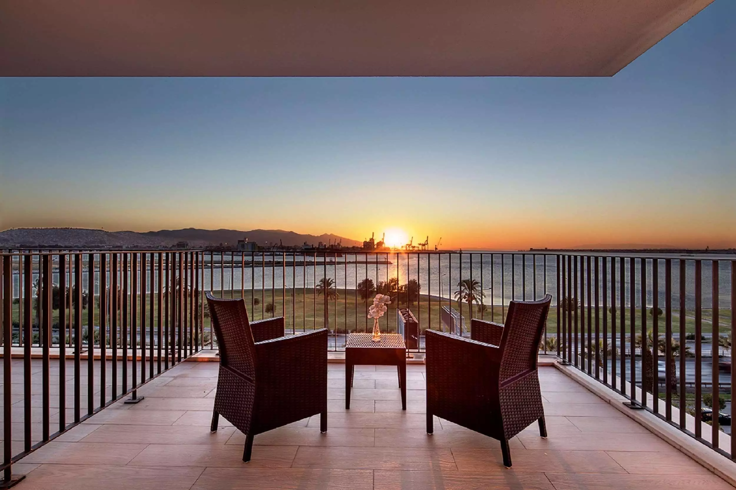 Alibaba https://cdn.alibaba.ir/ostorage/hotel-accommodation-images/6888fa1dac13a7ed0d864019_Izmir-Hilton-Garden-Inn-Izmir-Bayrakli-0.webp