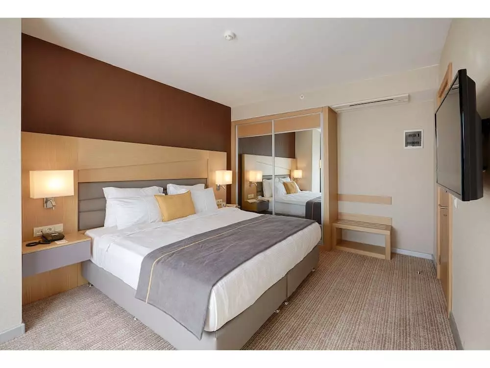 هتل Kordon Hotel Cankaya ازمیر