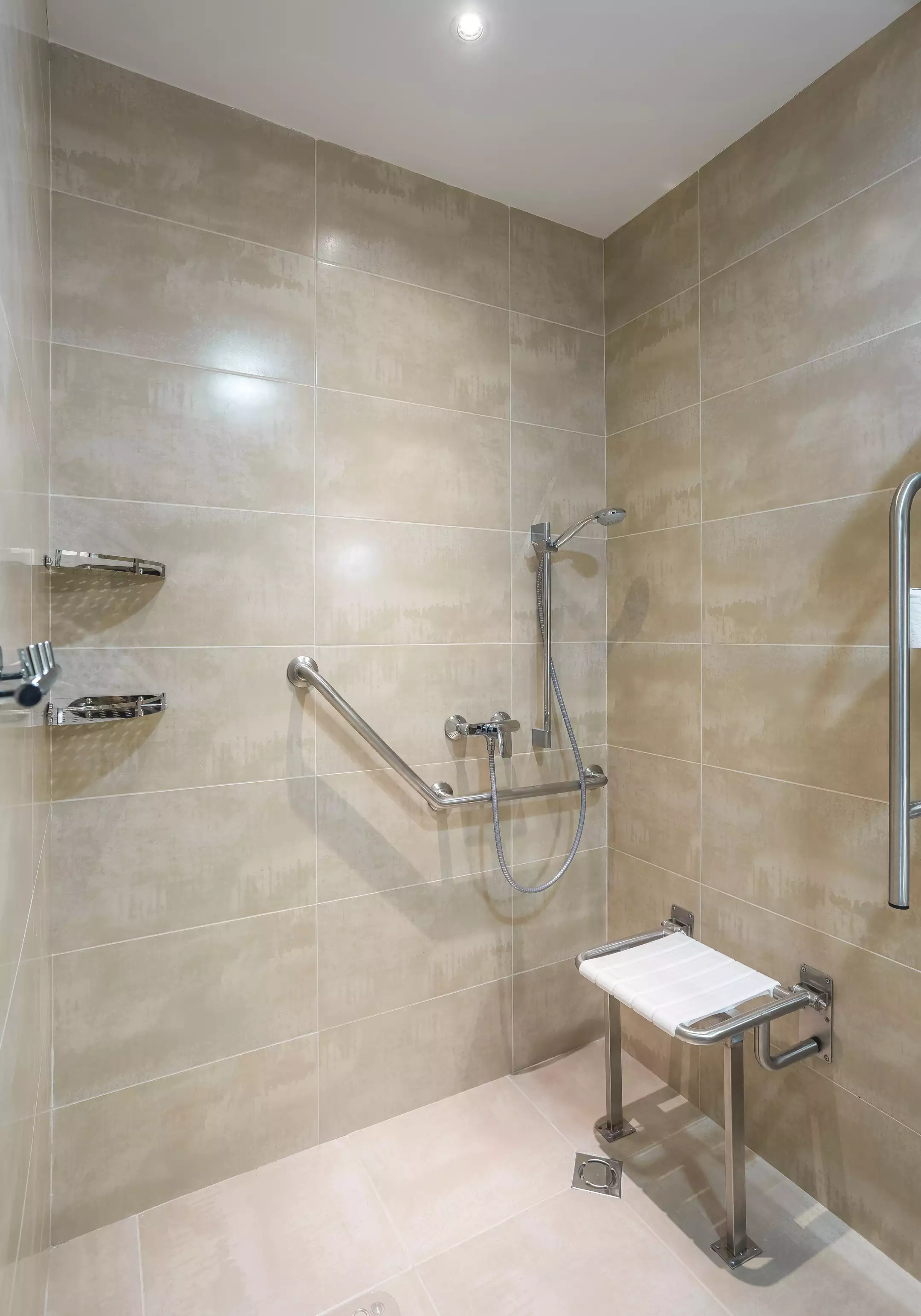 Alibaba https://cdn.alibaba.ir/ostorage/hotel-accommodation-images/6888ff5dac13a7ed0d864bfe_Tbilisi-Iveria-Inn-Hotel-0.webp