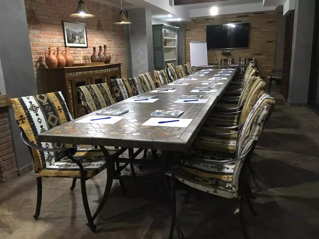 Alibaba https://cdn.alibaba.ir/ostorage/hotel-accommodation-images/688900deac13a7ed0d86507d_Tbilisi-Metekhi-Line-Hotel-0.webp