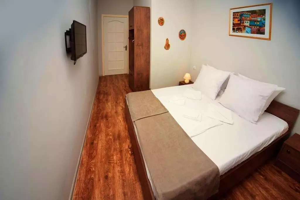 هتل Hostel Bon Voyage تفلیس