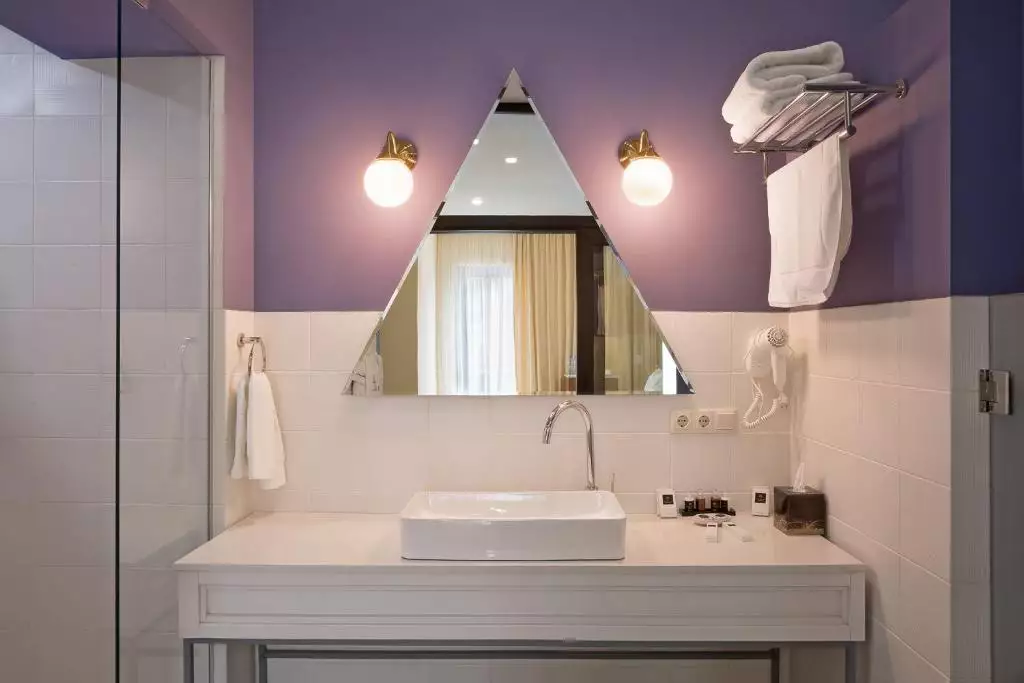 Alibaba https://cdn.alibaba.ir/ostorage/hotel-accommodation-images/688901baac13a7ed0d865349_Tbilisi-Folk-Boutique-Hotel-0.webp