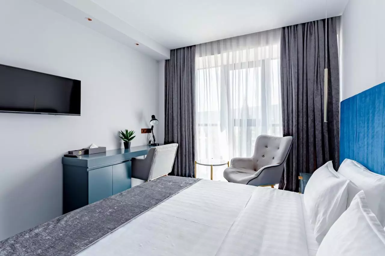 Alibaba https://cdn.alibaba.ir/ostorage/hotel-accommodation-images/6889022dac13a7ed0d86549d_Tbilisi-Ramada-by-Wyndham-Tbilisi-Old-City-0.webp