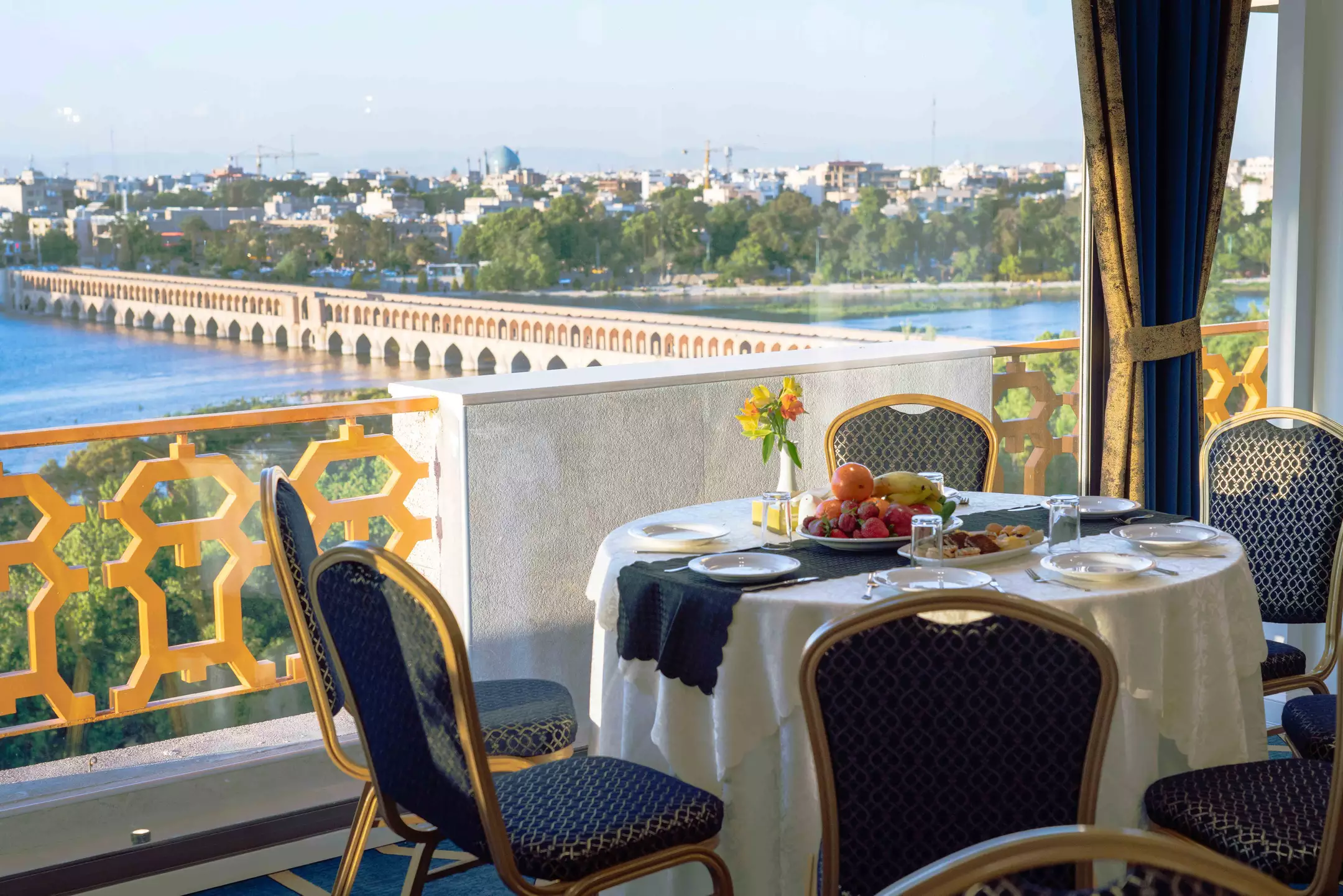 هتل پارسیان کوثر اصفهان