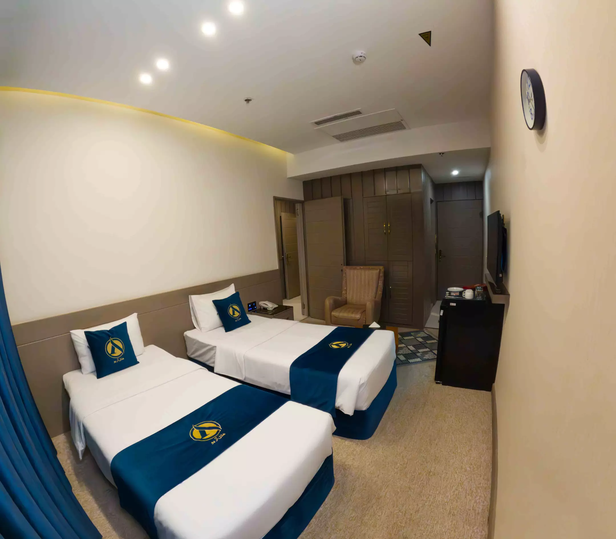 Alibaba https://cdn.alibaba.ir/ostorage/hotel-accommodation-images/689344a7a1e6f83605b7dc3b_تویین.webp