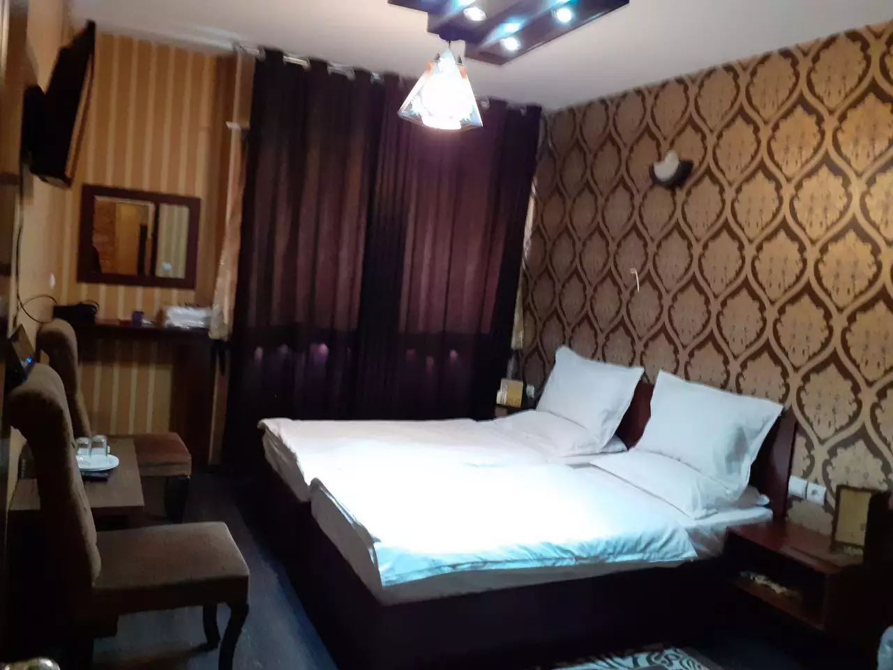 Alibaba https://cdn.alibaba.ir/ostorage/hotel-accommodation-images/68984c57a1e6f83605b7dd06_توئین.webp